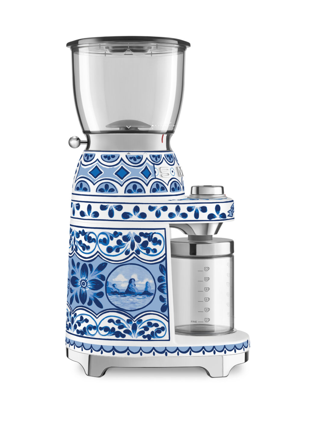 This SMEG Dolce & Gabbana Coffee Grinder, Blu Mediterraneo boasts 30 levels that allow you to customize the grind for your favorite brewing method,