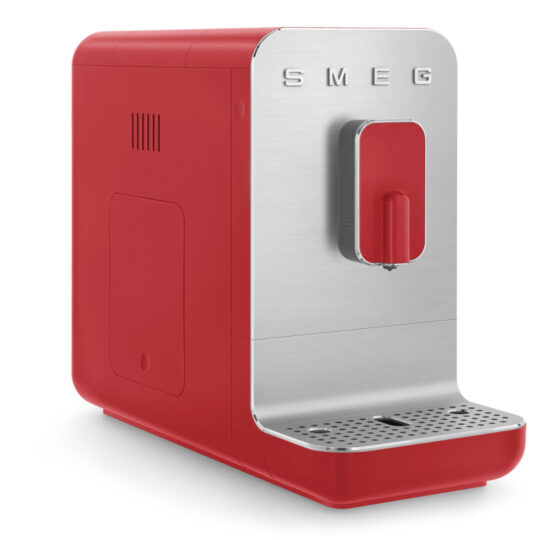 Espresso Machine 7 bean. SMEG Retro style meets modern tech espresso maker. Use the stainless steel steam wand to create luxurious lattes, mochas and more!